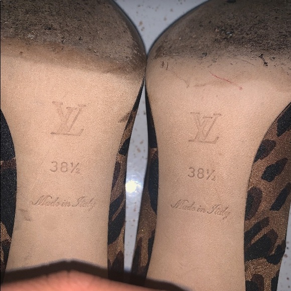 Original Louis Vuitton heels - Picture 1 of 4